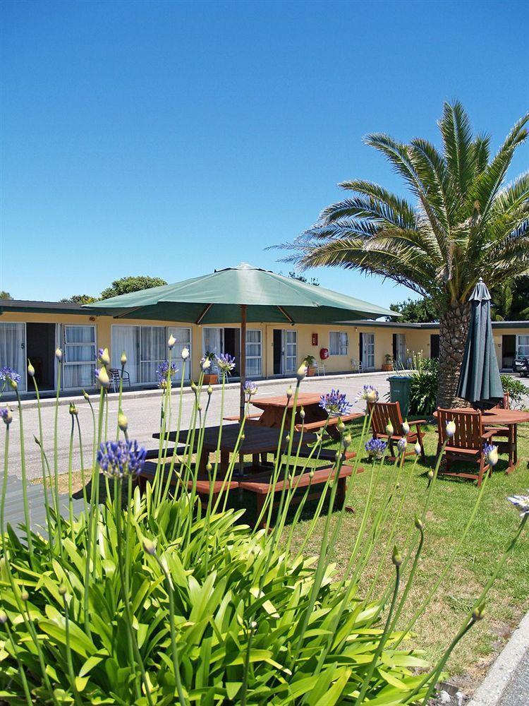 Charles Court Motel Greymouth Exteriör bild